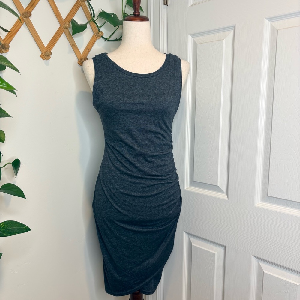 LEITH Gray Ruched Sleeveless Dress